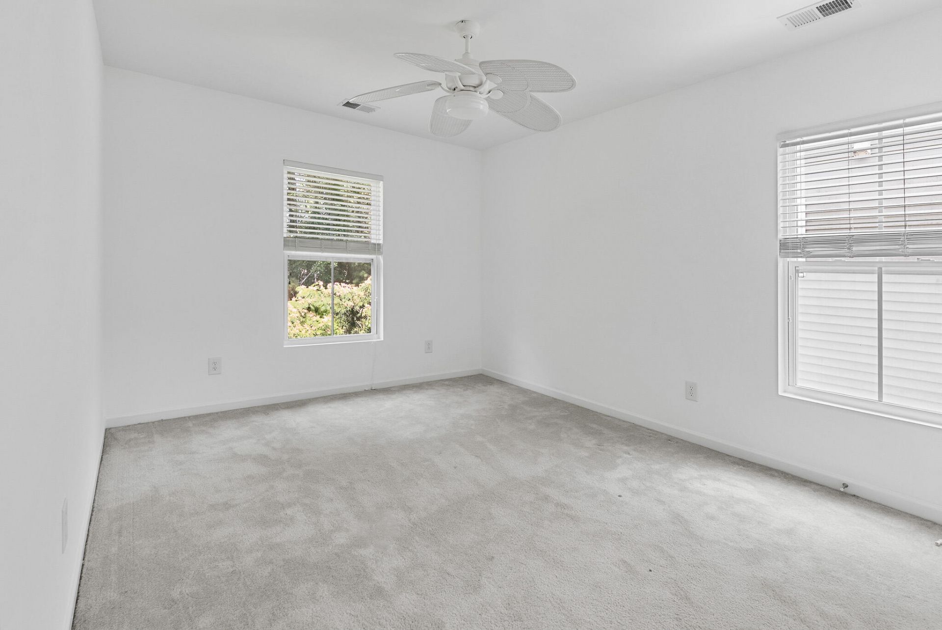 1172 Landau Lane Photo 27