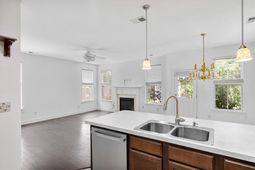 1172 Landau Lane photo 4