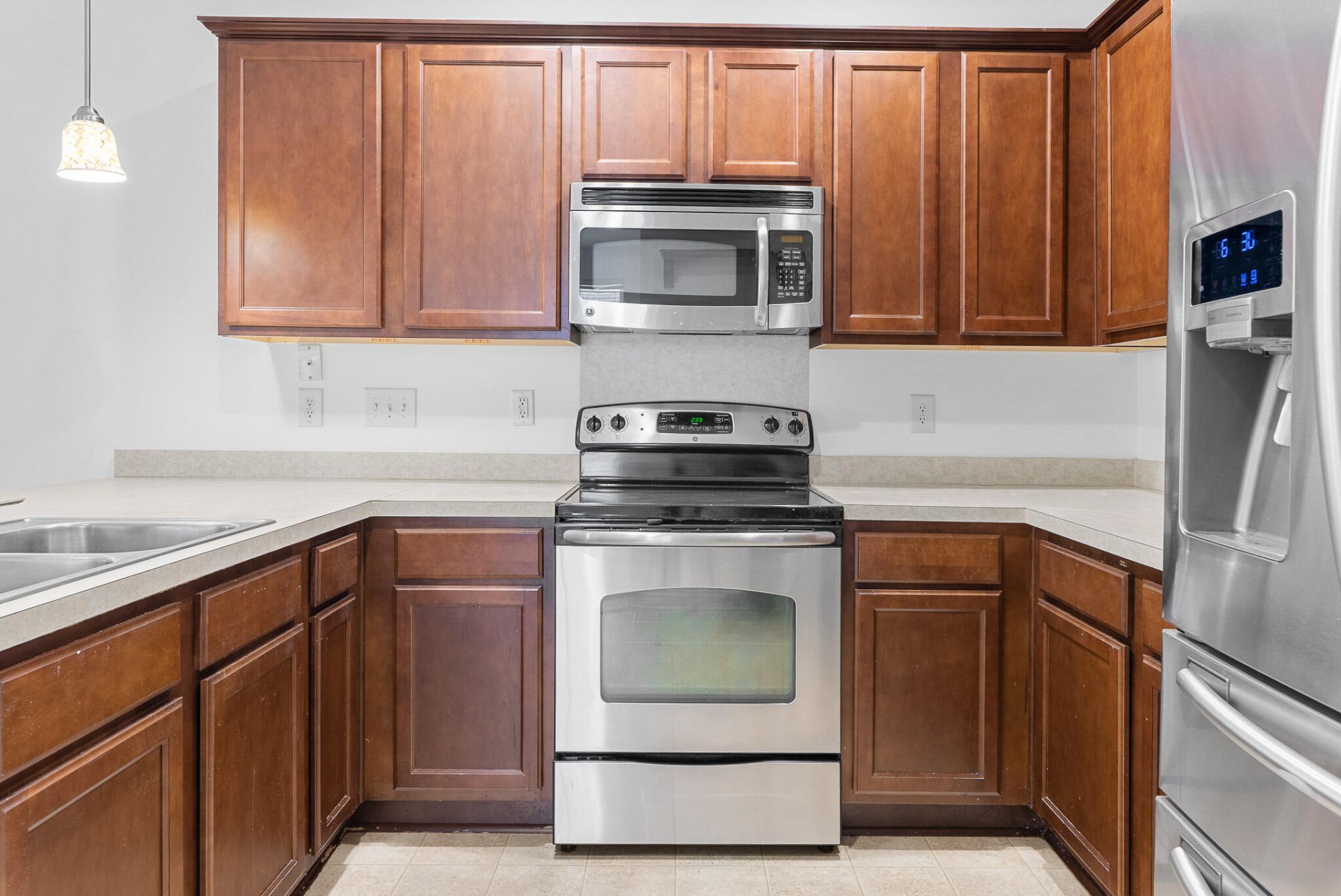 1172 Landau Lane Photo 8