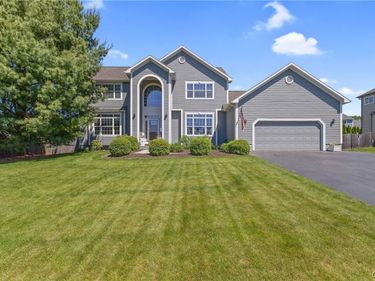 7662 Warriors Path , Baldwinsville, NY 13027