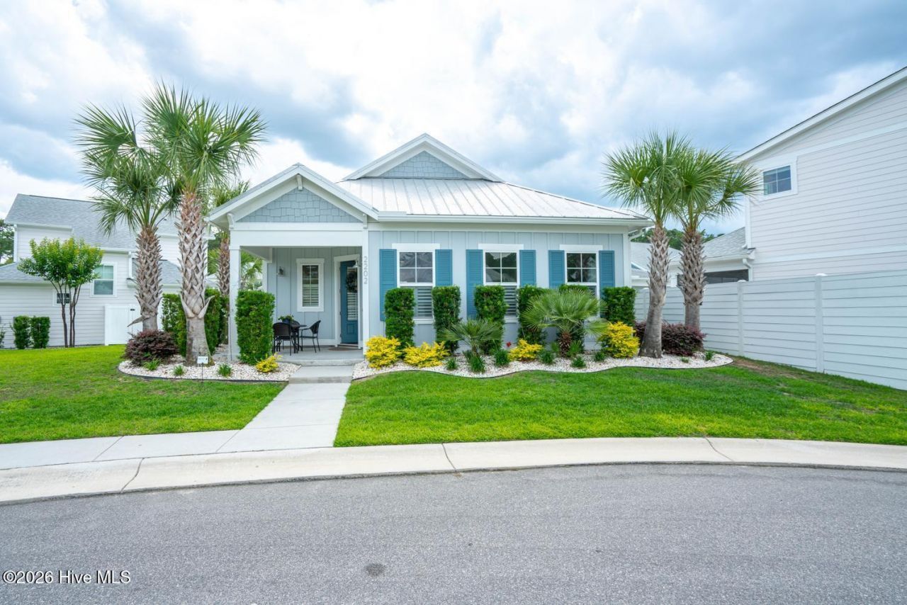 2202 Bungalow Parc Way Sw, Calabash, NC 28467 Main Photo