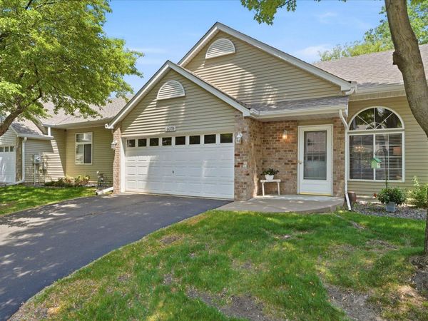 6079 Courtly Alcove , Unit B, Woodbury, MN 55125