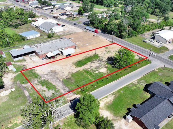 E 1st St, DeRidder, LA 70634