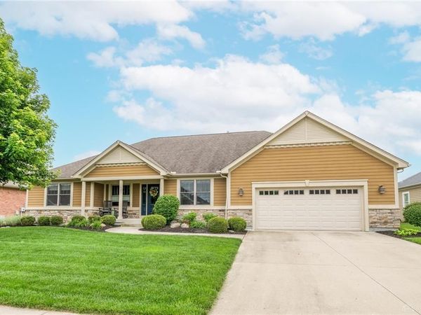 1250 Daylily Way, Tipp City, OH 45373