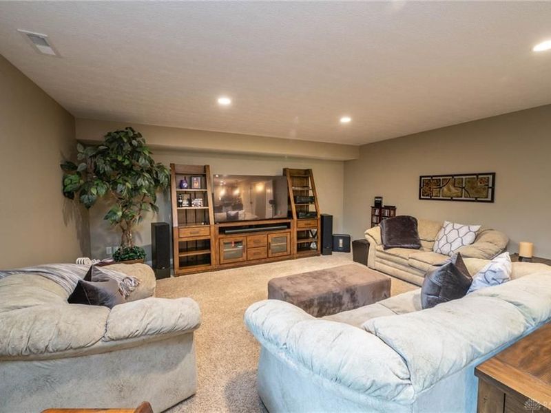 1250 Daylily Way, Tipp City, OH 45373 Photo 41