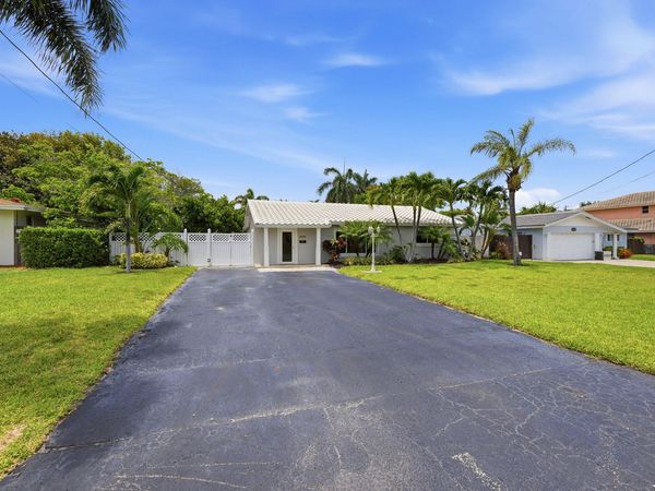 2811 NE 16th Street, Pompano Beach, FL 33062
