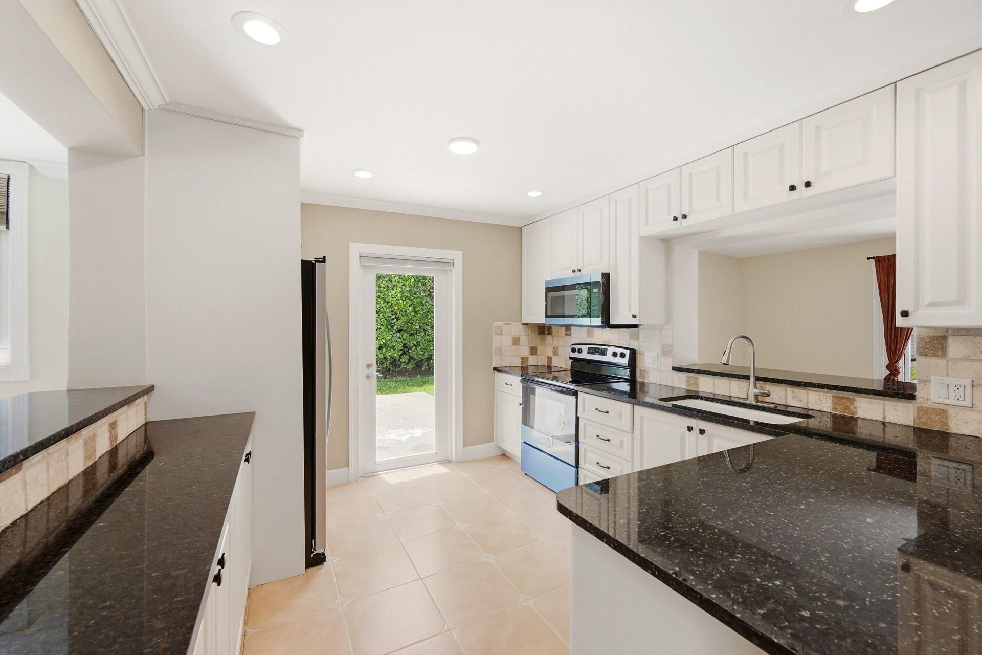 2811 NE 16th Street, Pompano Beach, FL 33062 Photo