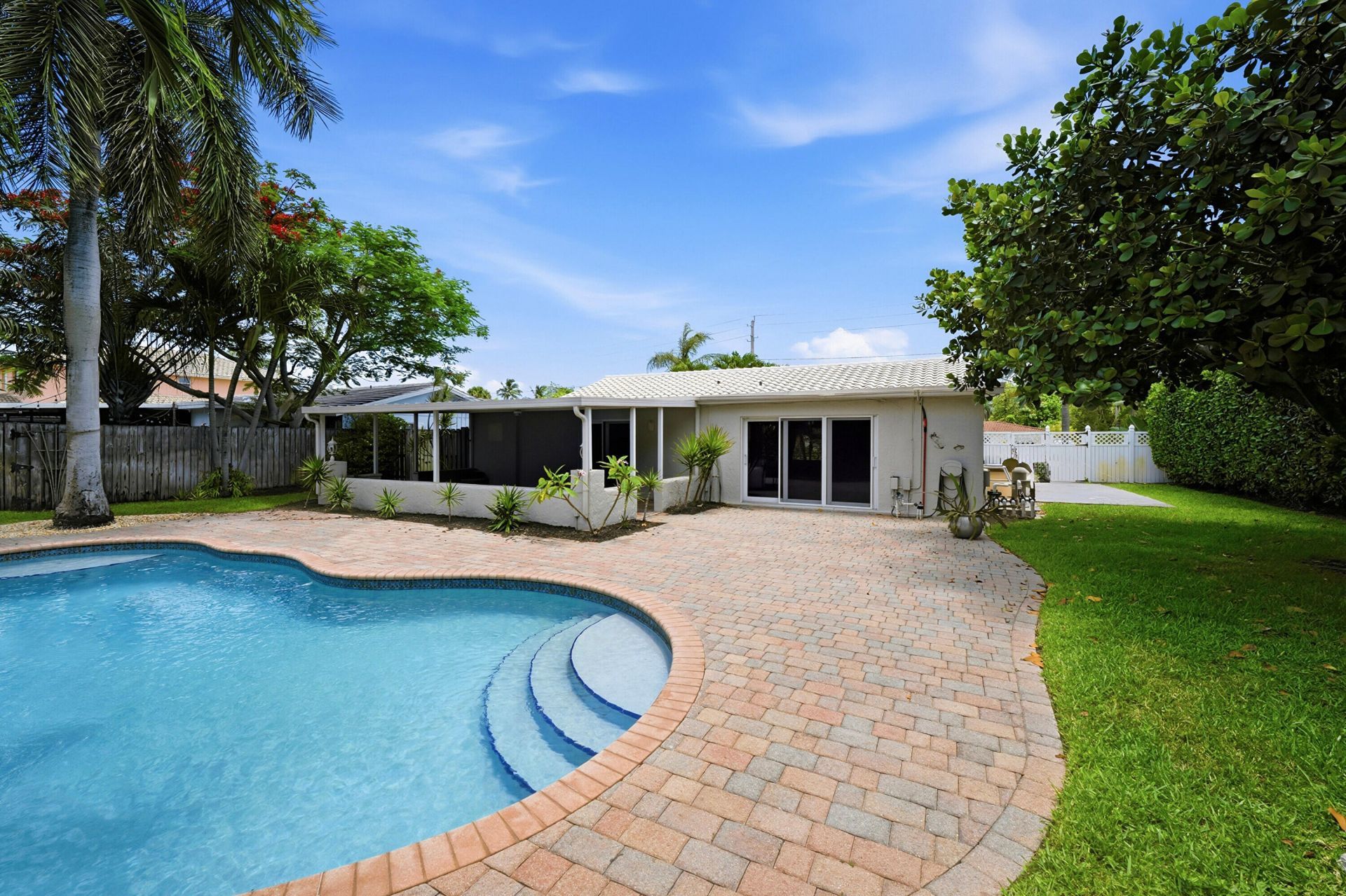 2811 NE 16th Street, Pompano Beach, FL 33062 Photo