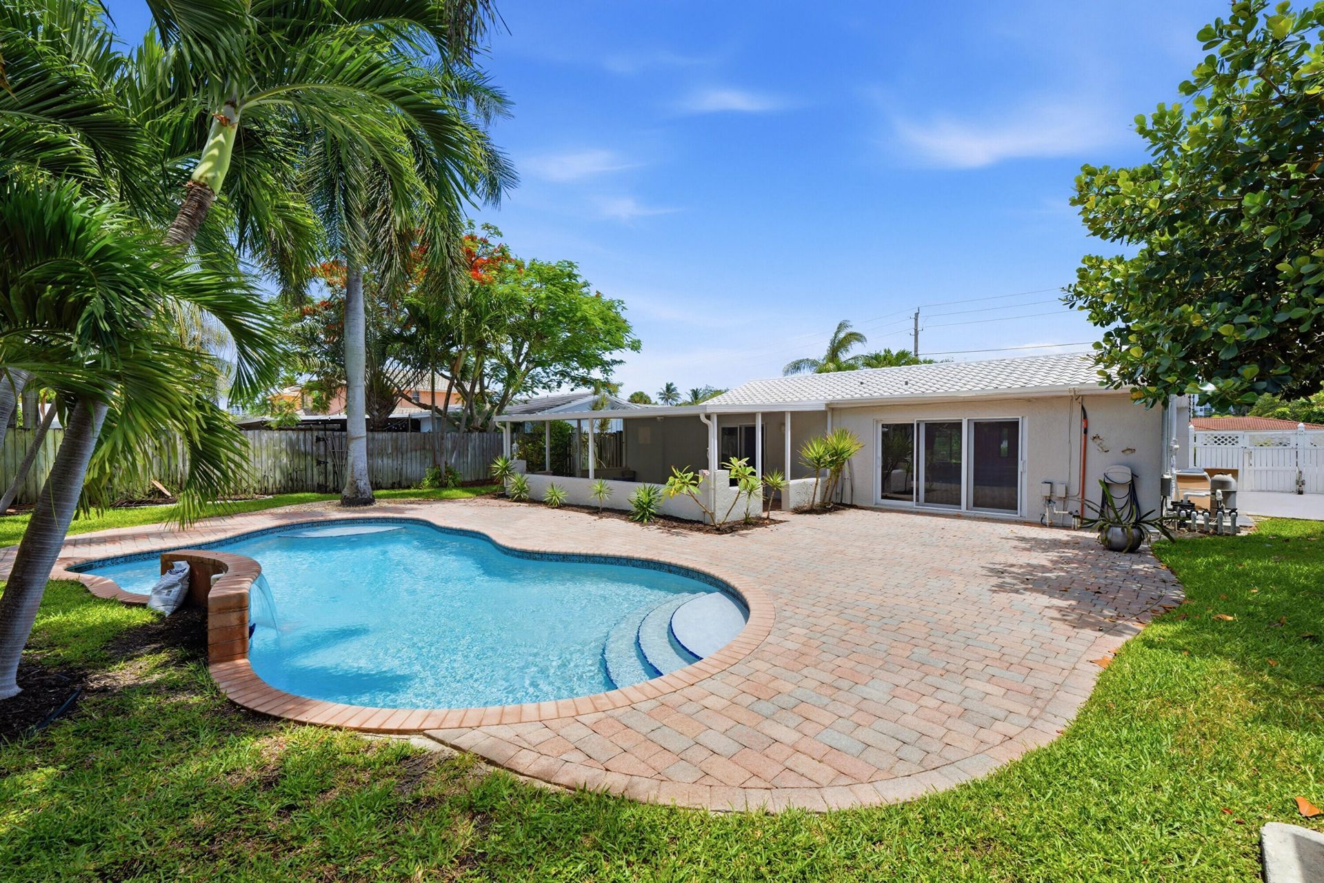 2811 NE 16th Street, Pompano Beach, FL 33062 Photo