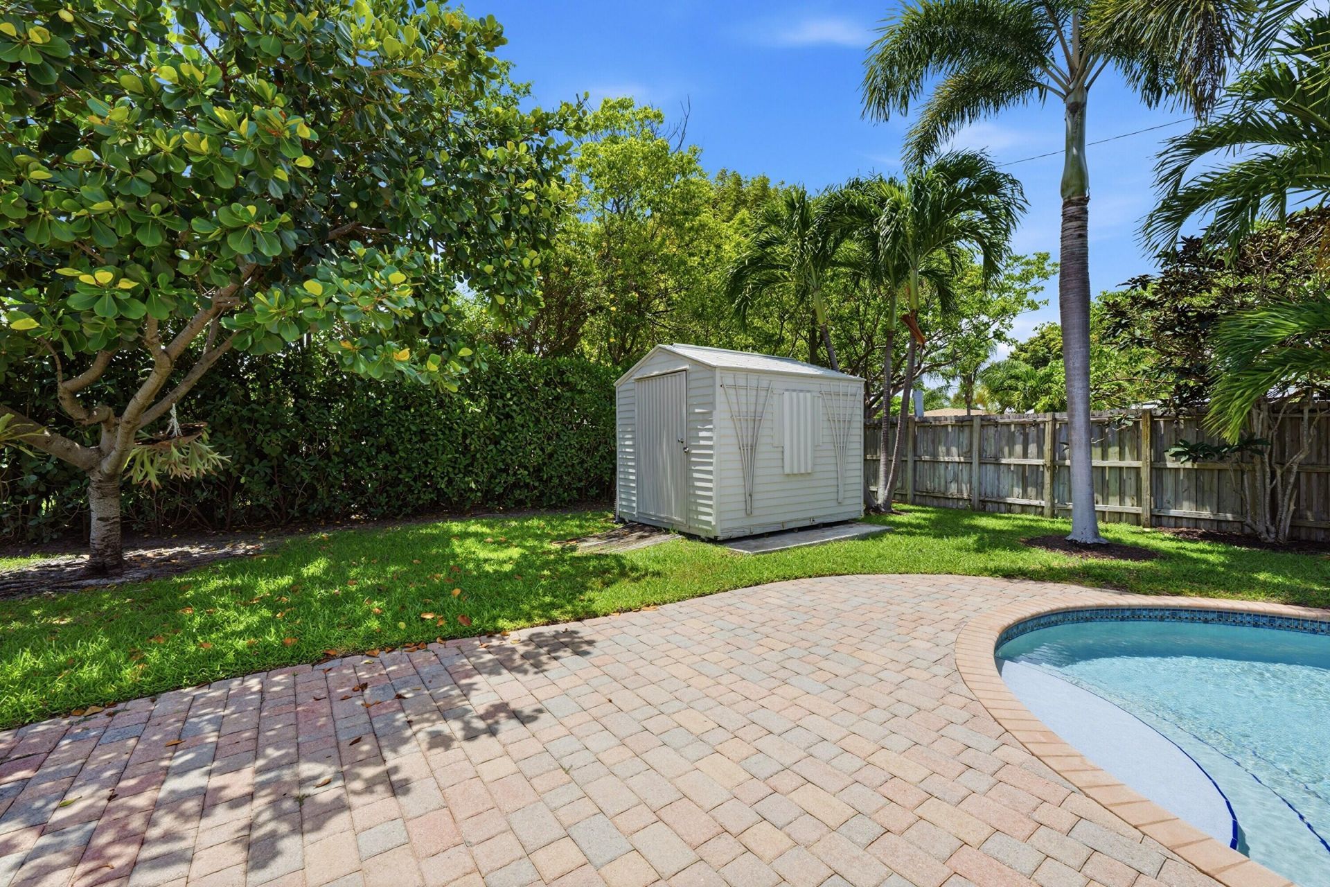 2811 NE 16th Street, Pompano Beach, FL 33062 Photo