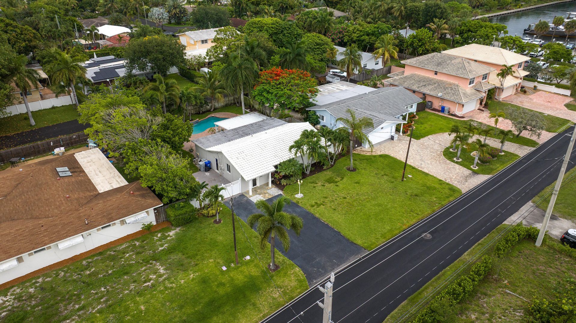 2811 NE 16th Street, Pompano Beach, FL 33062 Photo