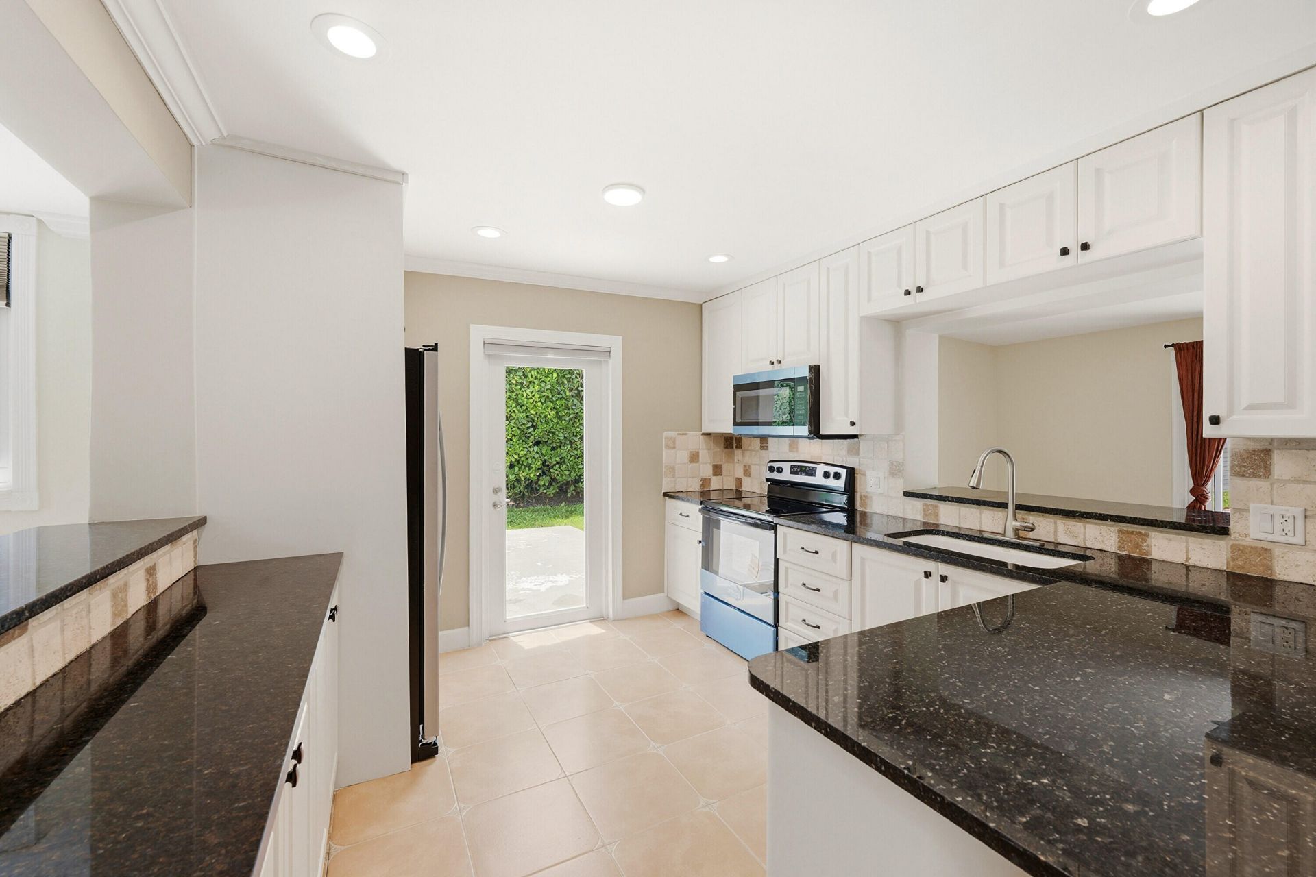 2811 NE 16th Street, Pompano Beach, FL 33062 Photo