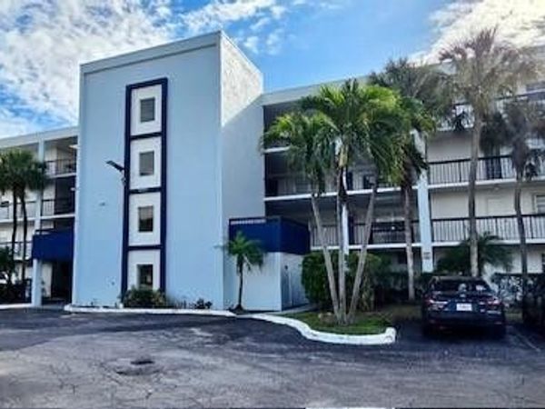 6000 NW 2nd Avenue, Unit 437, Boca Raton, FL 33487