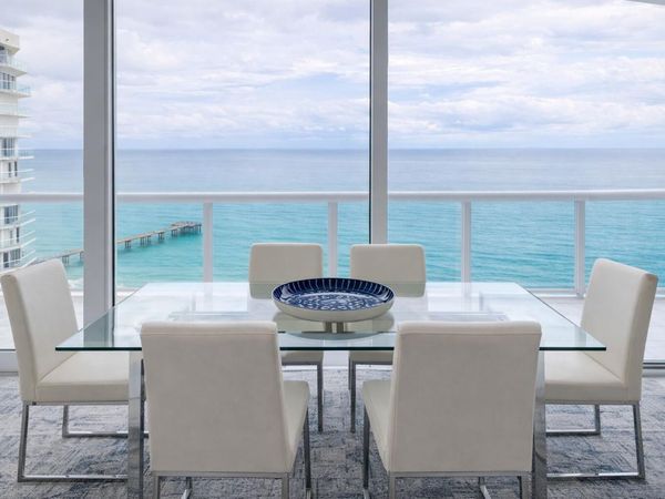 16425 Collins Avenue, Unit 2514, Sunny Isles Beach, FL 33160