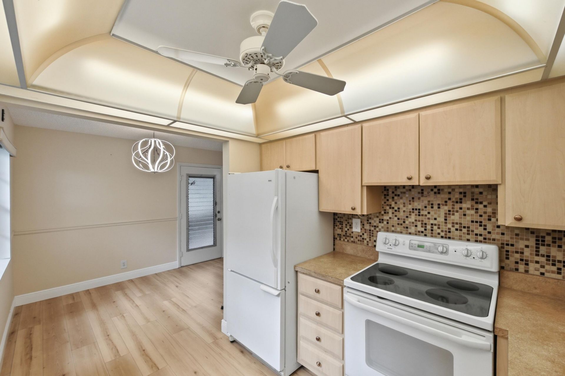 442 Normandy J, Delray Beach, FL 33484 Photo