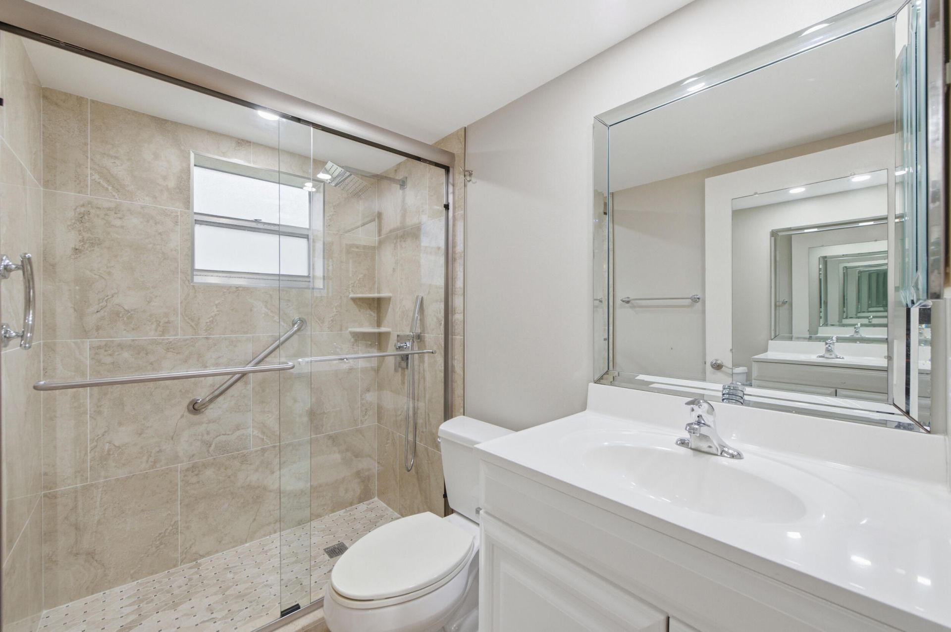 442 Normandy J, Delray Beach, FL 33484 Photo