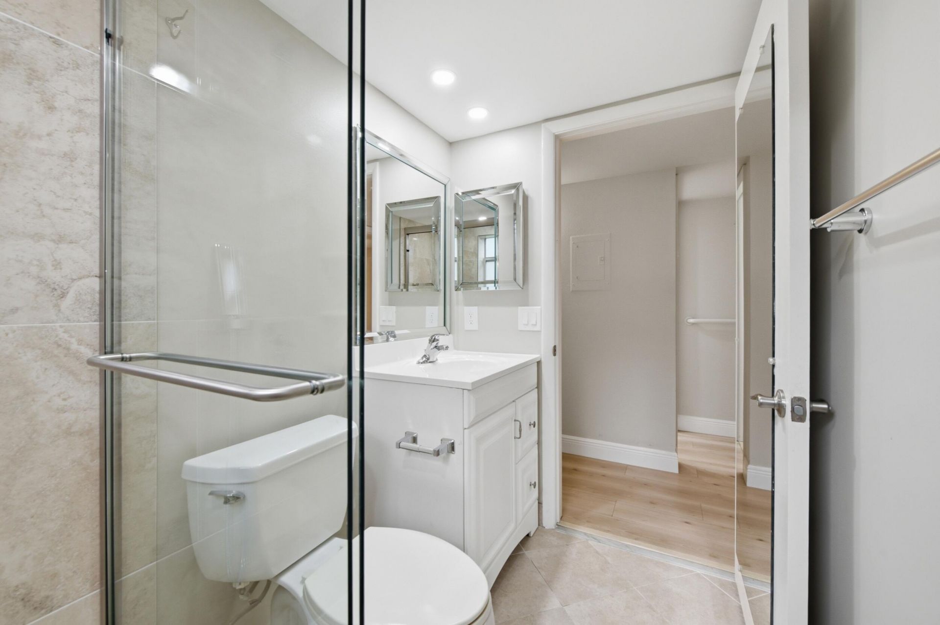 442 Normandy J, Delray Beach, FL 33484 Photo
