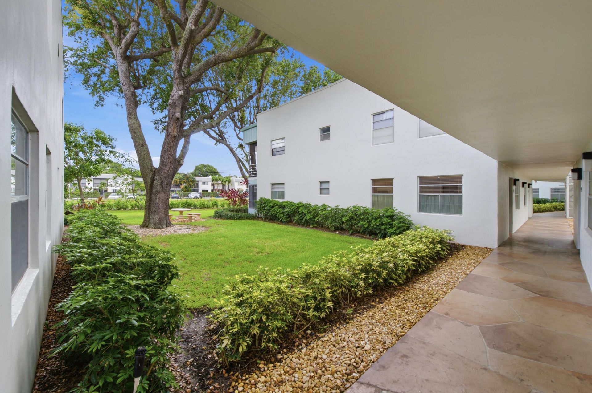 442 Normandy J, Delray Beach, FL 33484 Photo