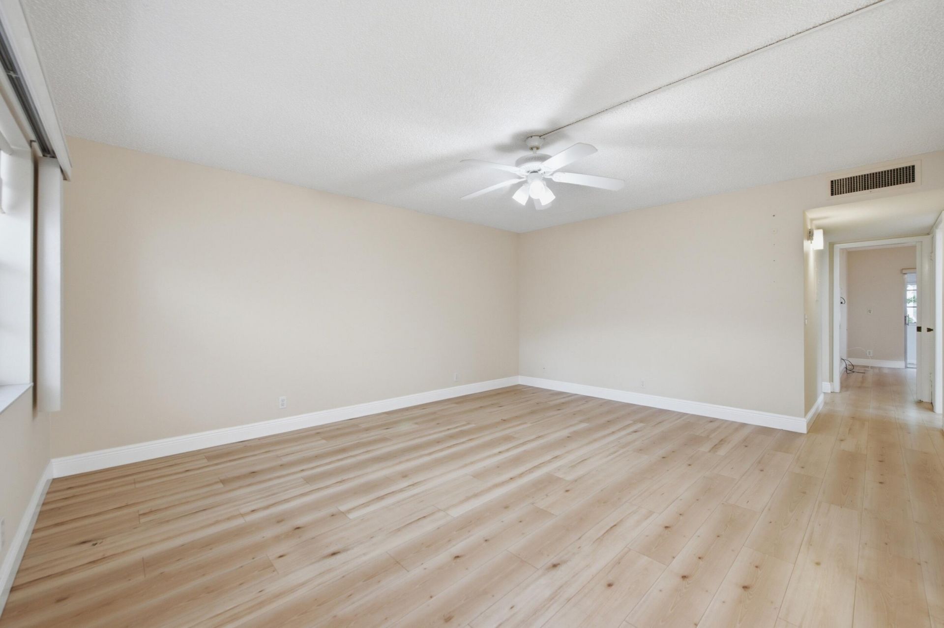 442 Normandy J, Delray Beach, FL 33484 Photo