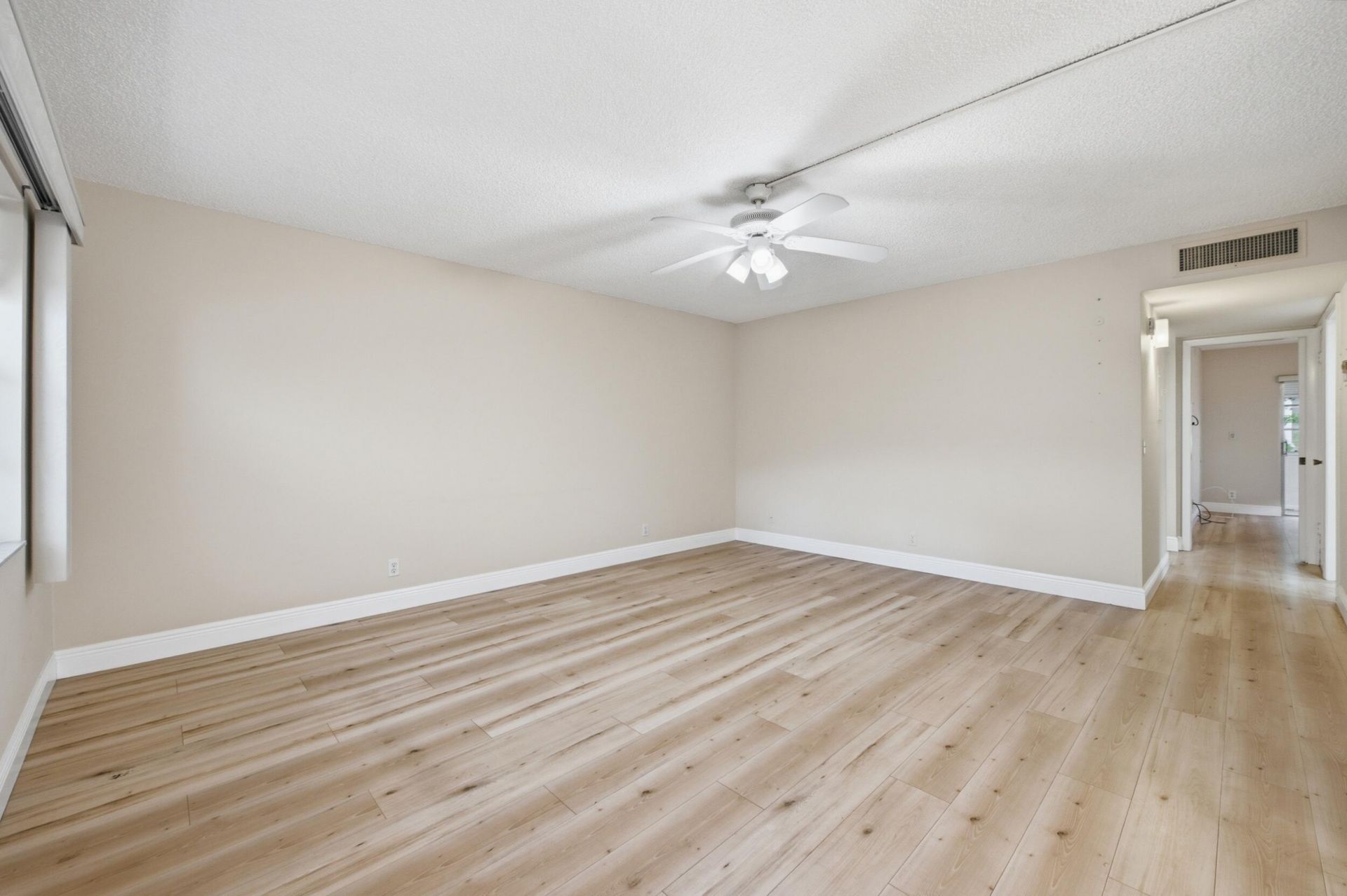 442 Normandy J, Delray Beach, FL 33484 Photo
