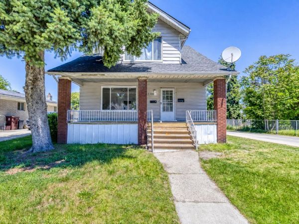 7359 Engleman Avenue, Center Line, MI 48015