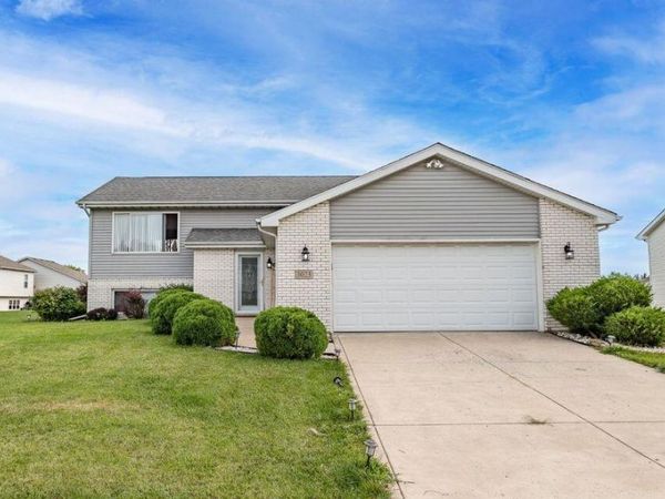 3023 W 63rd Lane , Merrillville, IN 46410