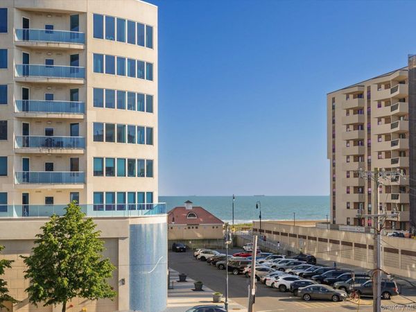 410 E Broadway , Unit 4C, Long Beach, NY 11561