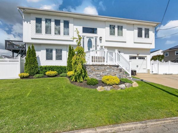 2862 Island Channel Road , Seaford, NY 11783