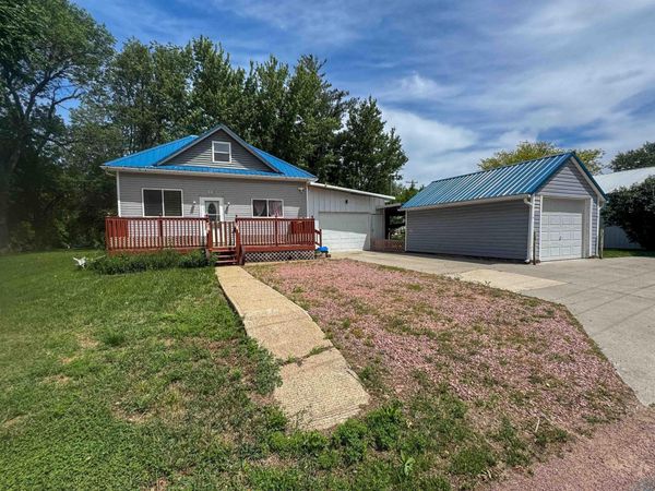 121 W Sixth, Allen, NE 68710
