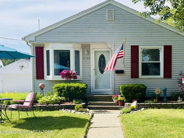 1729 Loraine Avenue, Lansing, MI 48910