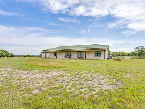 1053 Fm 503 , Coleman, TX 76834