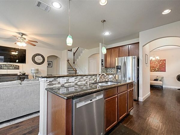 118 Pleasant Hill Lane , Fate, TX 75189