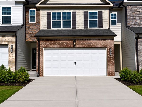 3853 Billabong Trail, Unit 113, Gainesville, GA 30506