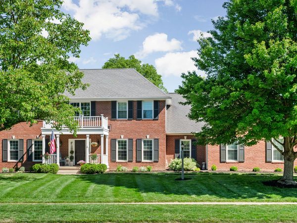 10016 Hickory Ridge Drive, Zionsville, IN 46077