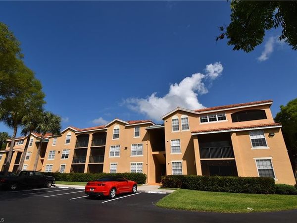 8735 River Homes LN , Unit 6-108, BONITA SPRINGS, FL 34135