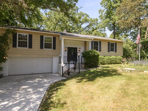 N67W32480 Wildwood Point Rd, Merton, WI 53029