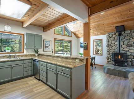 11917 Sitzmark Way, Truckee, CA 96161 Photo