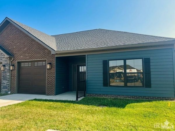 3838 High Pointe Lane, Newburgh, IN 47630