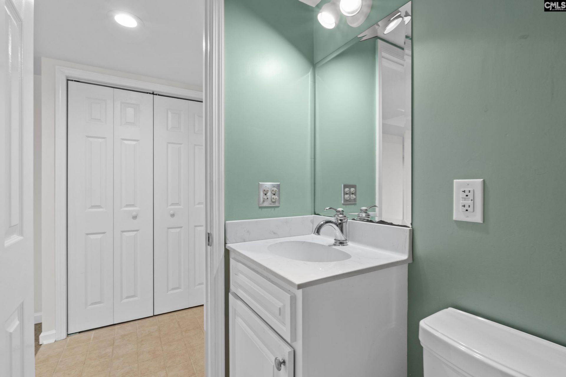 521 Nottingham Road Photo 35