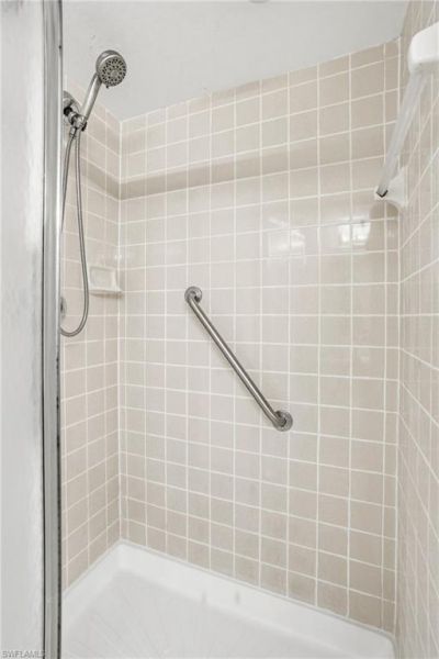 7774 Jewel Ln, Unit 102, Naples, FL 34109 Photo