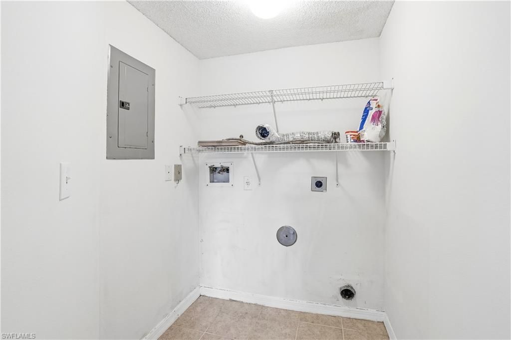 7774 Jewel Ln, Unit 102, Naples, FL 34109 Photo