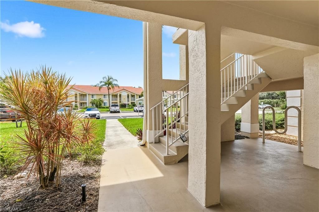 7774 Jewel Ln, Unit 102, Naples, FL 34109 Photo