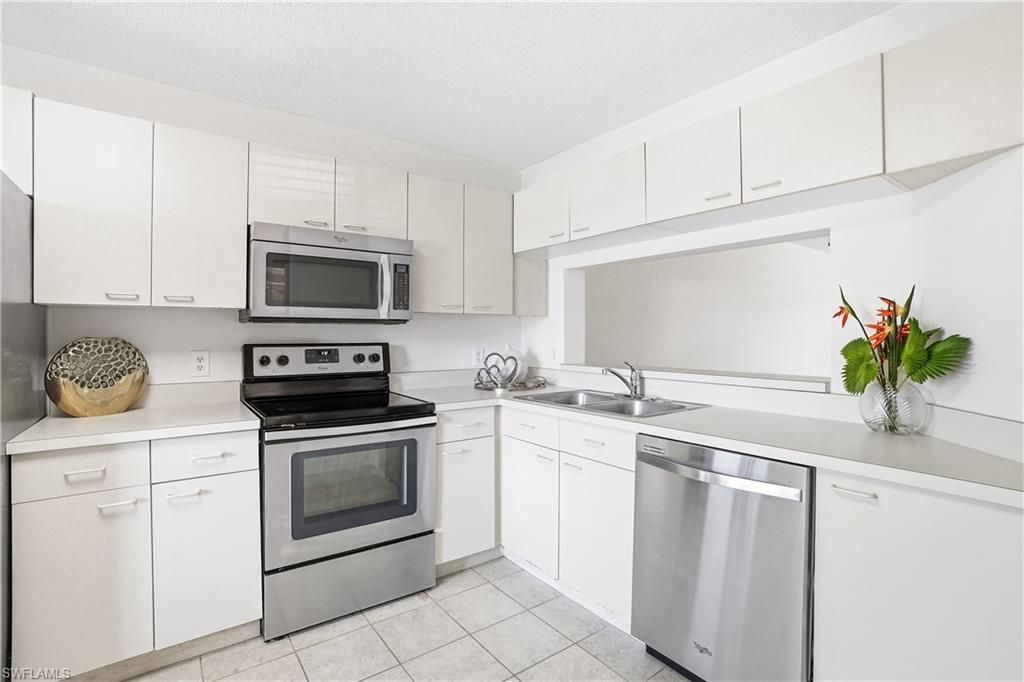 7774 Jewel Ln, Unit 102, Naples, FL 34109 Photo