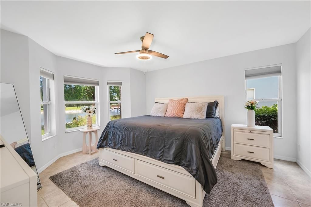 925 New Waterford Dr, Unit 104, Naples, FL 34104 Photo