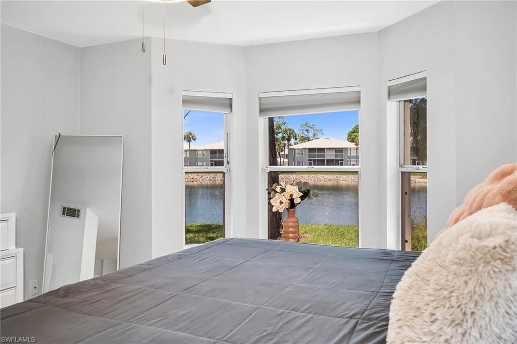 925 New Waterford Dr, Unit 104, Naples, FL 34104 Photo
