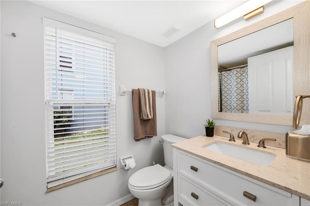 925 New Waterford Dr, Unit 104, Naples, FL 34104 Photo