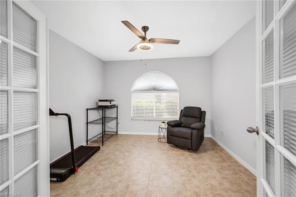 925 New Waterford Dr, Unit 104, Naples, FL 34104 Photo