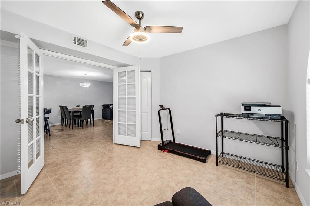 925 New Waterford Dr, Unit 104, Naples, FL 34104 Photo