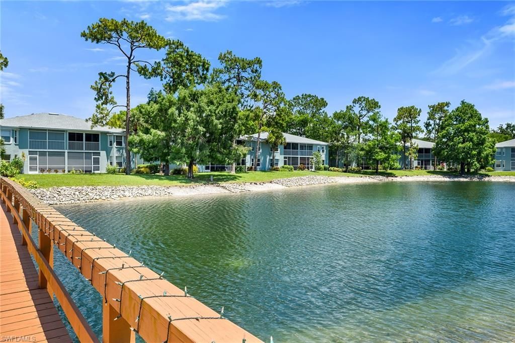 925 New Waterford Dr, Unit 104, Naples, FL 34104 Photo