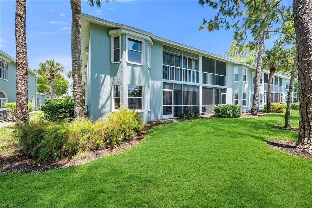 925 New Waterford Dr, Unit 104, Naples, FL 34104 Photo